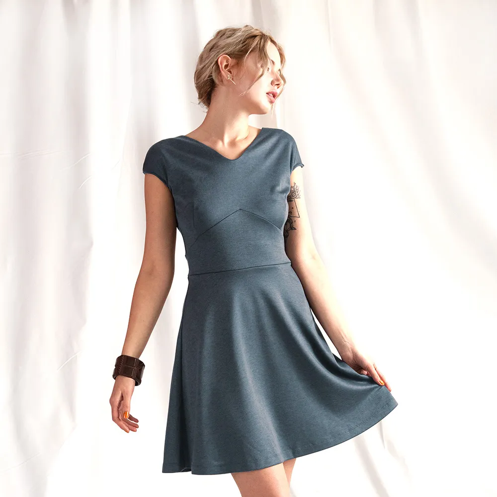 blaues Jerseykleid BILLY mit Rückenausschnitt