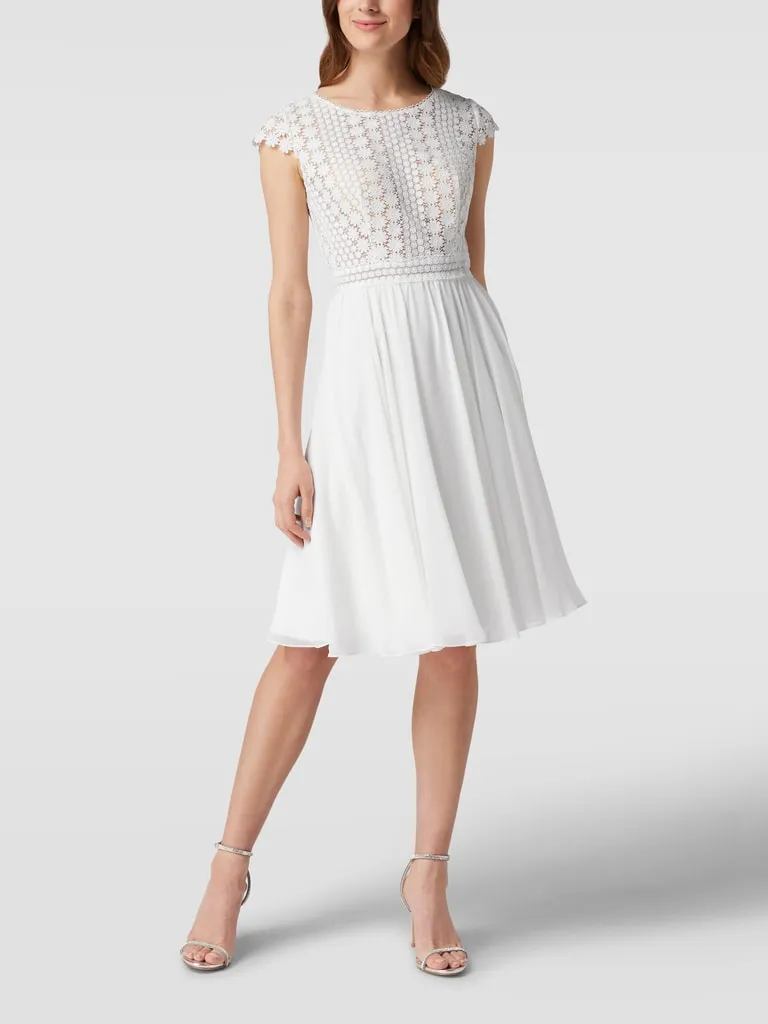 Luxuar Cocktailkleid mit floraler Spitze (ecru) online kaufen