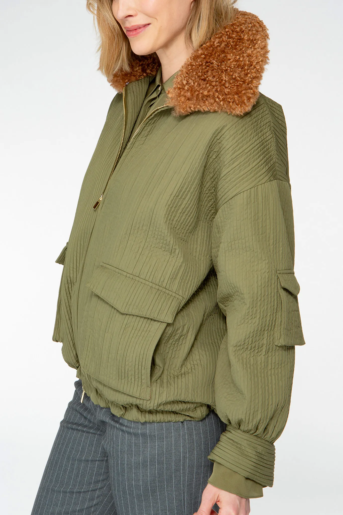 OUTERWEAR Pilotenjacke mit Fake-Fur Kragen oliv