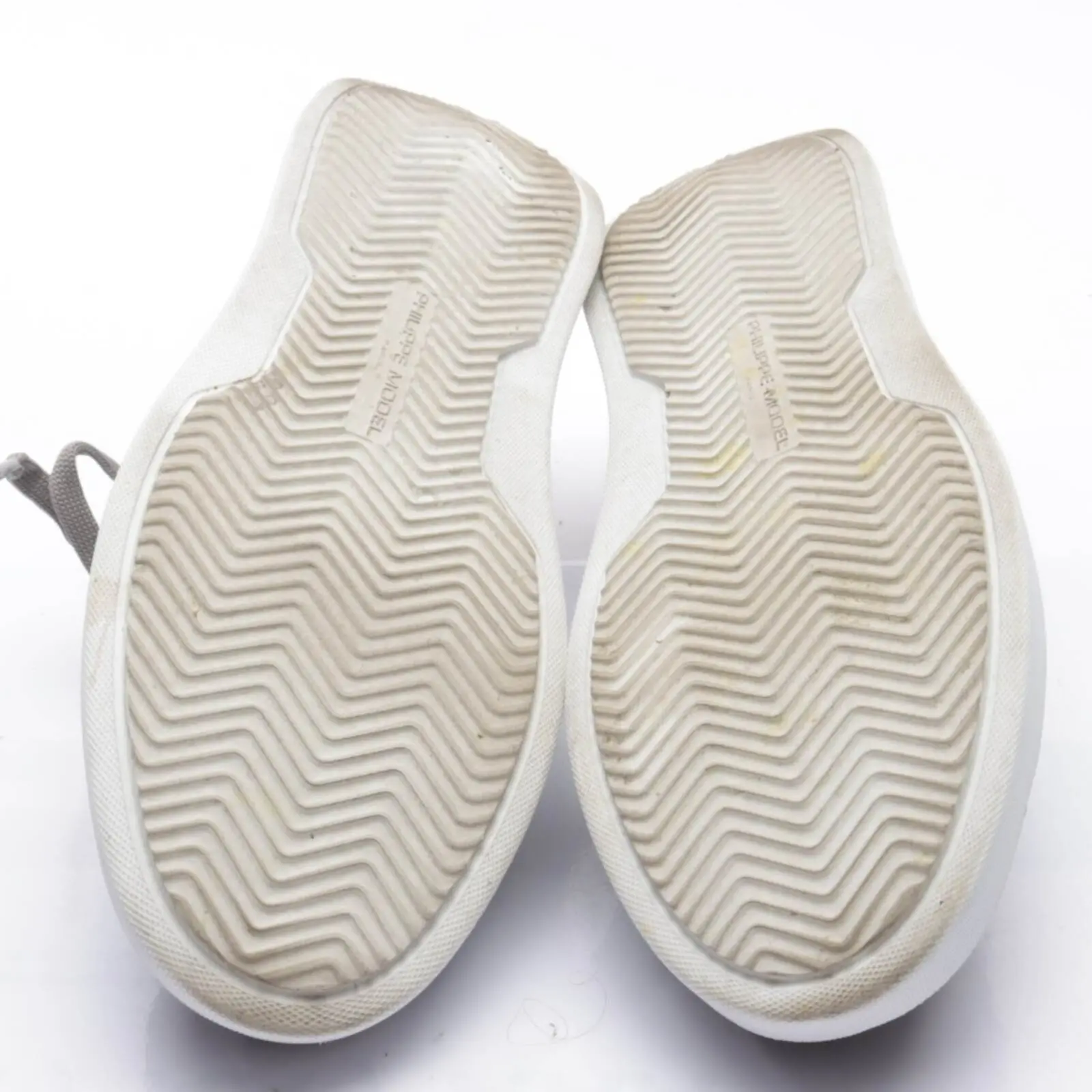 Sneaker EUR 42 Grau